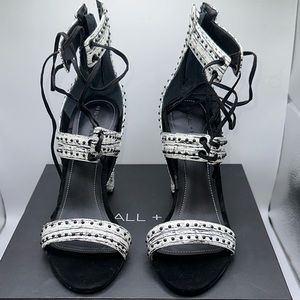 Kendall & Kylie Dawn Black Multi Leather Strappy Sandal Size: 7.5 Never Worn